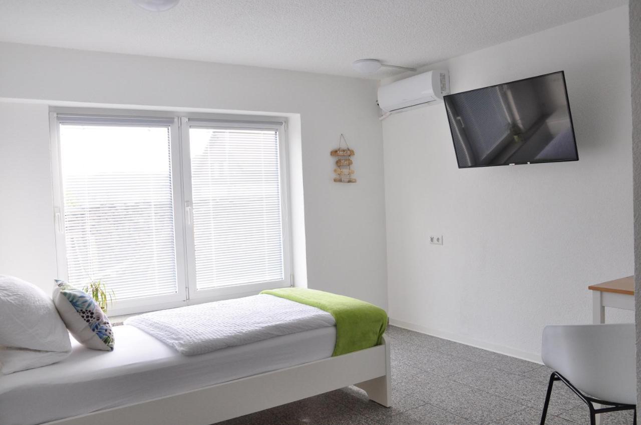 N37 -Modern Eingerichtete Zimmer In Ruhiger Lage Aldingen  Exteriör bild